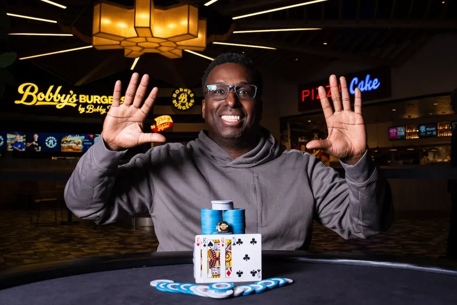 Maurice Hawkins ganha o 20º anel da WSOP Circuit estabelecendo novo recorde