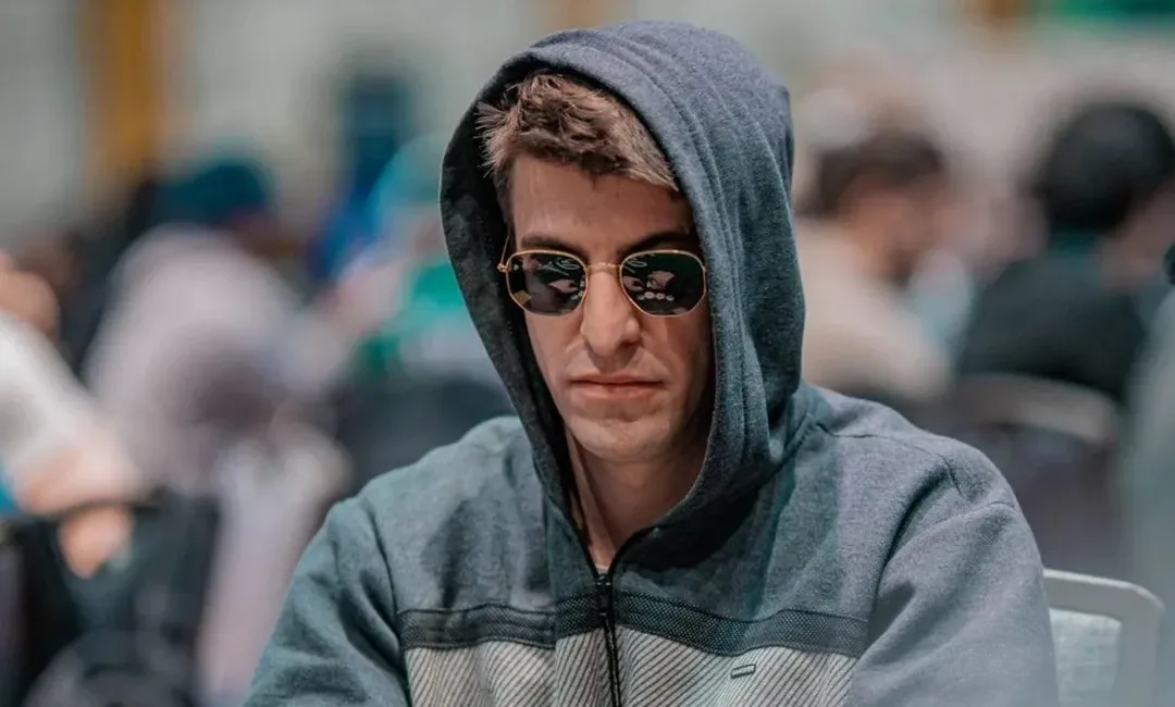 Carlos Rocha leva medalha de prata em disputa na ACR e garante US$ 44 mil