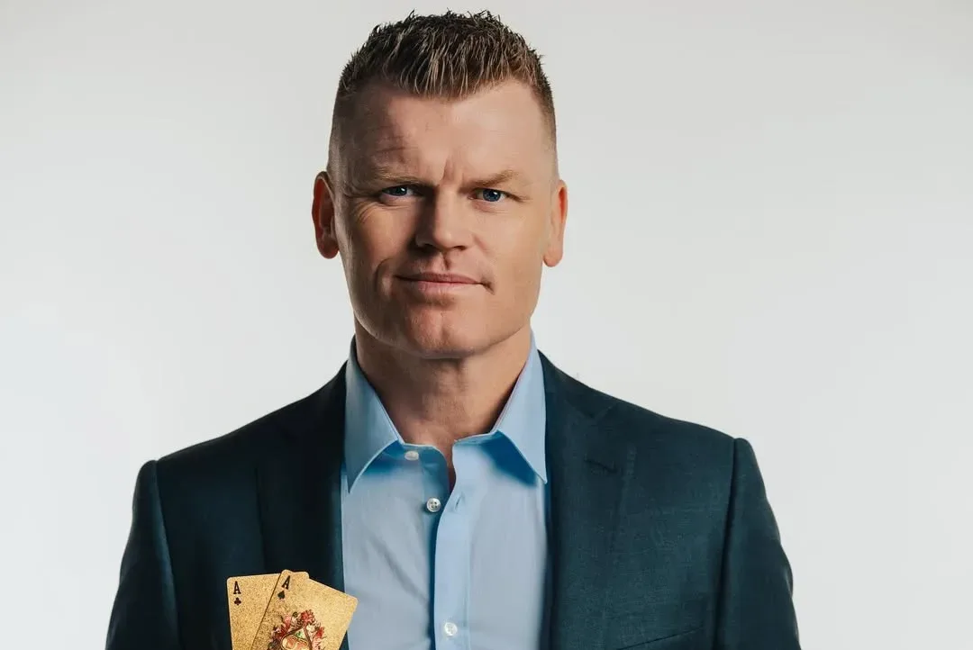 John Arne Riise leva a disciplina e a garra que tinha no futebol para o universo do poker