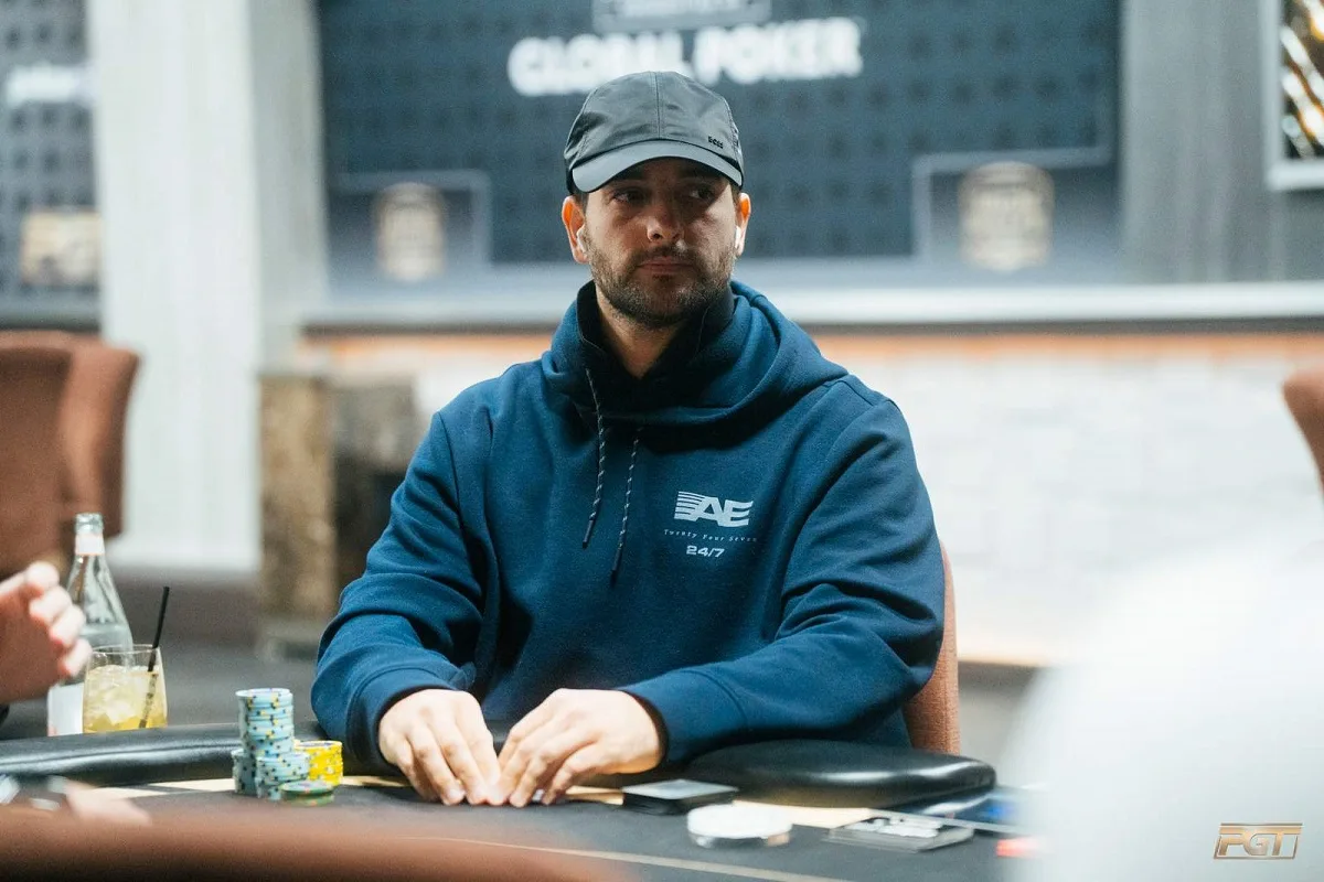 João Simão está entre os cinco finalistas do Super High Roller Bowl PLO