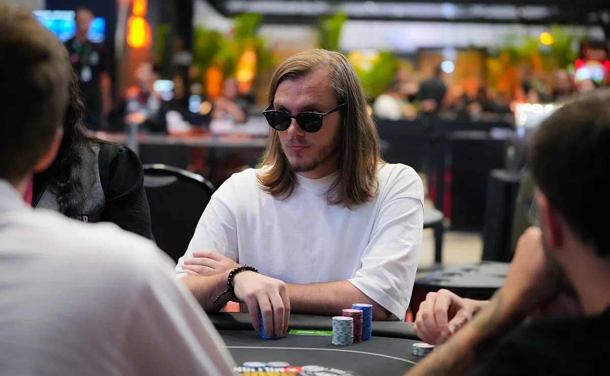 Alisson Piekazewicz vence US$ 1.050 e se destaca no domingão de PokerStars