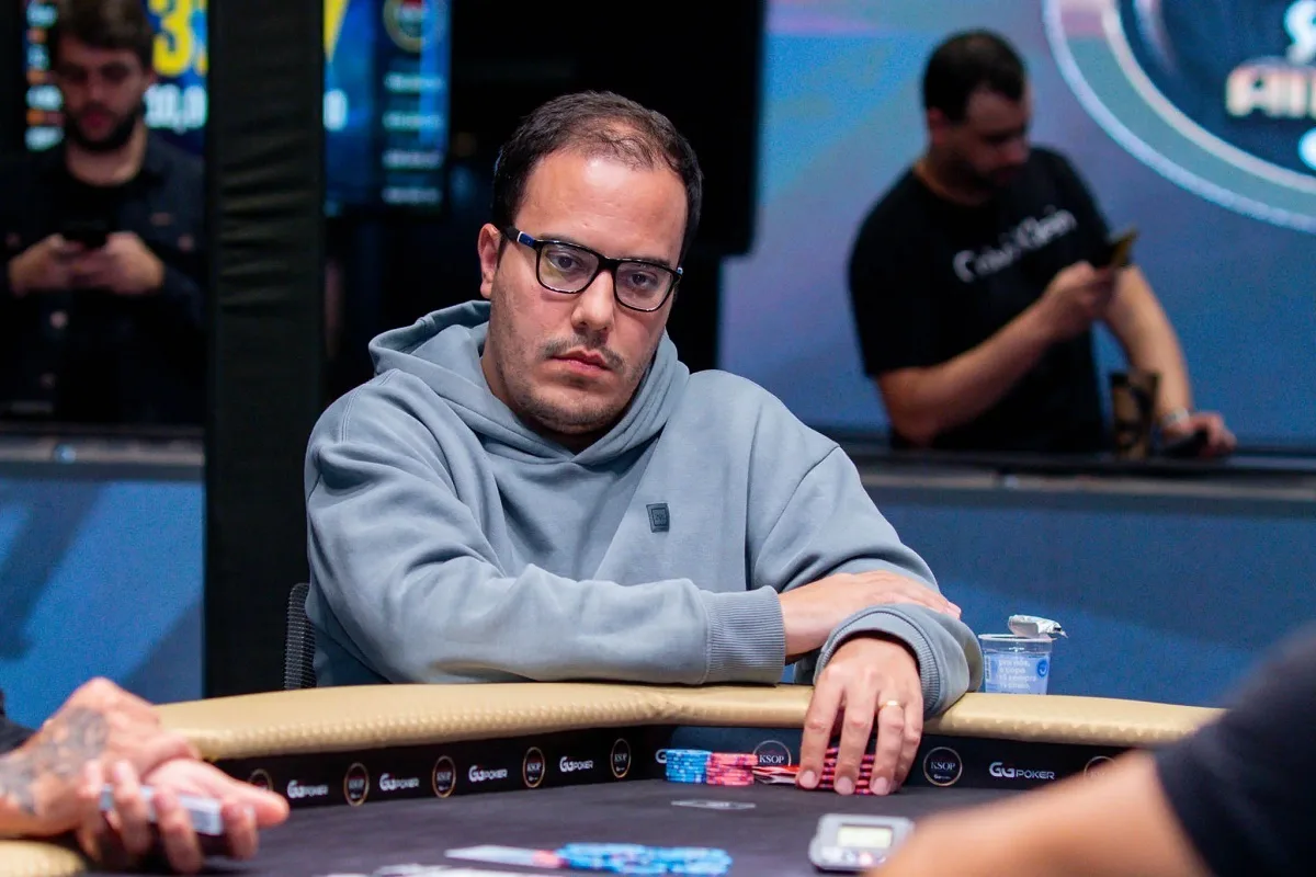 Eduardo Garla puxa fila do Dia 1 do 100K Ultra High Roller do KSOP SA
