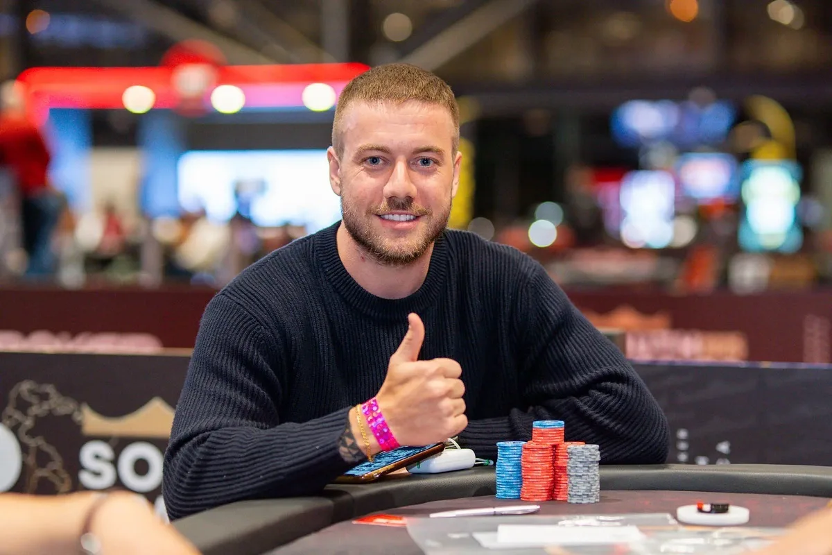 Luís Henrique Taffner lidera 24 remanescentes no Main Event do KSOP South America