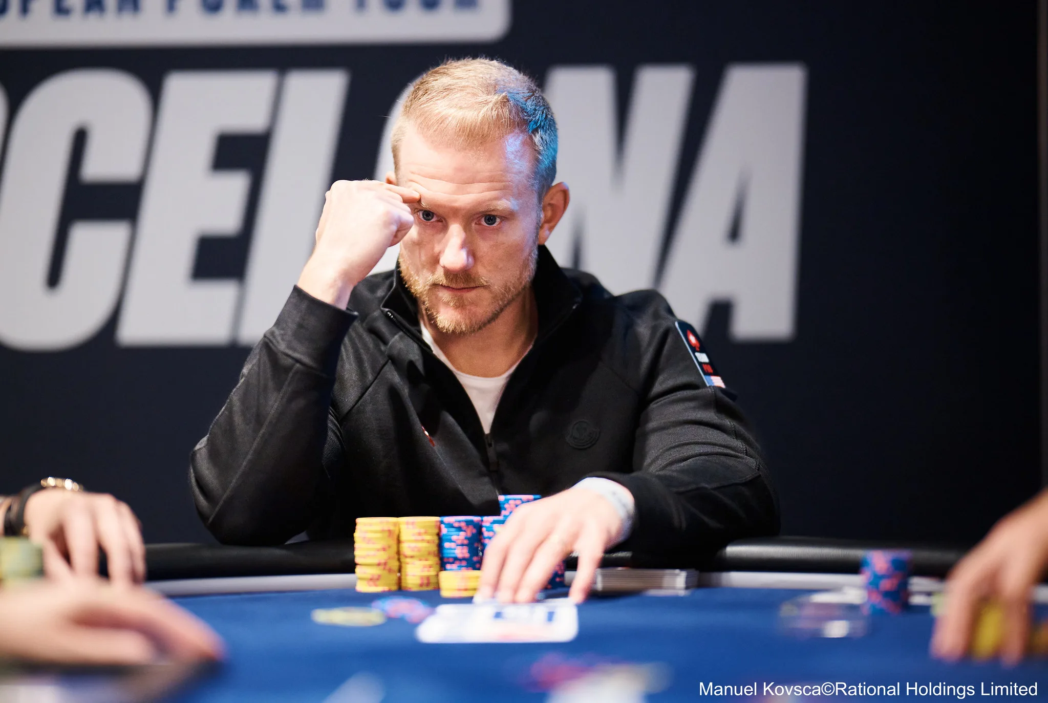 “É uma inspiração”: Jason Koon rasga elogios a francês sensação dos High Rollers