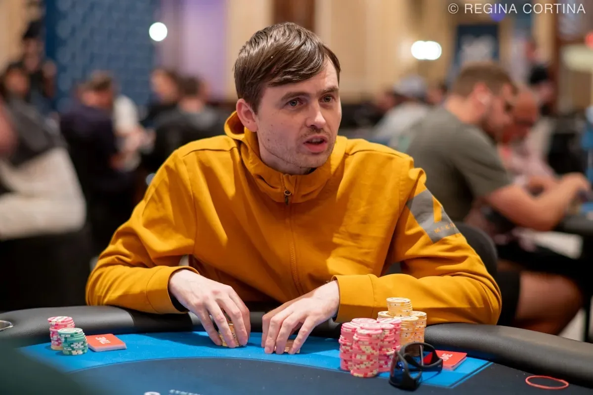 Martin Kabrhel lidera Super ME da WSOP Paradise rumo ao Dia 3; tropa brasileira avança