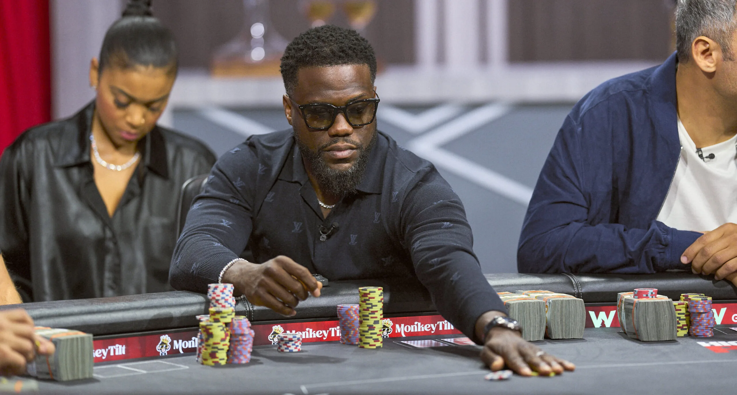 Phil Hellmuth exalta Kevin Hart e derruba estereótipos sobre celebridades no poker