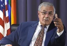 Barney Frank, político que lutou pelo poker online nos EUA, morre aos 86 anos