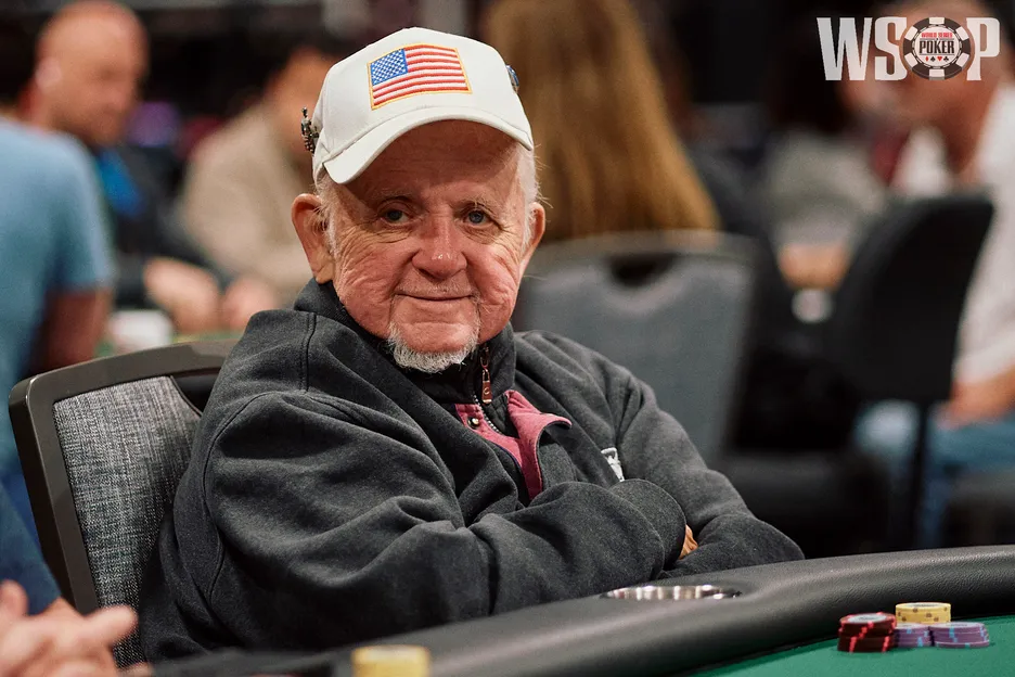 Perry Green, aos 90 anos, ainda disputa a WSOP e aconselha: “jogue por diversão”