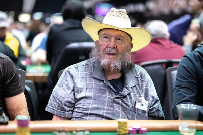 Bill Bennett volta à WSOP aos 88 anos e relembra primeiro bracelete de PLO da história