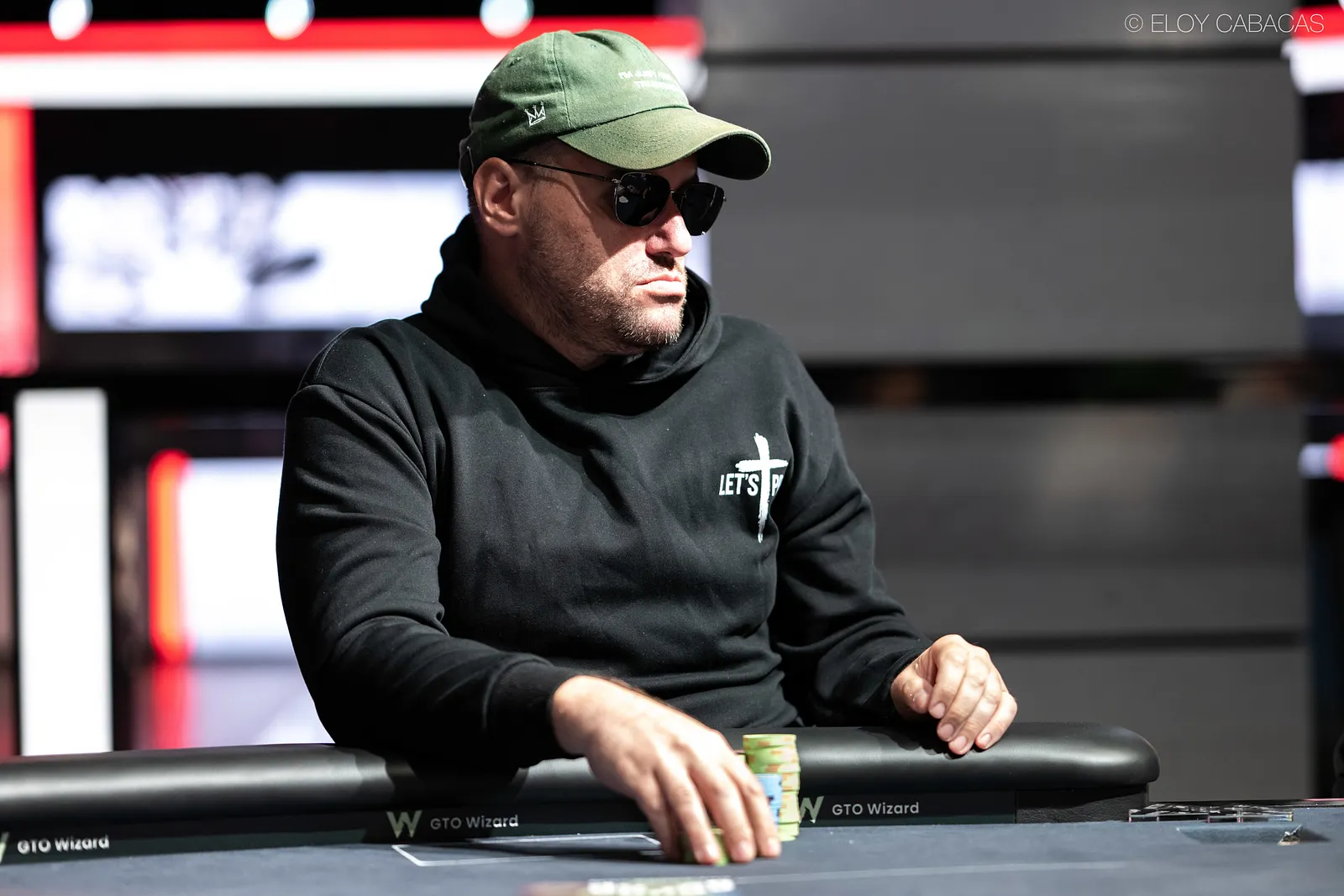 Erro inacreditável custa caro e elimina jogador de High Roller da WSOP