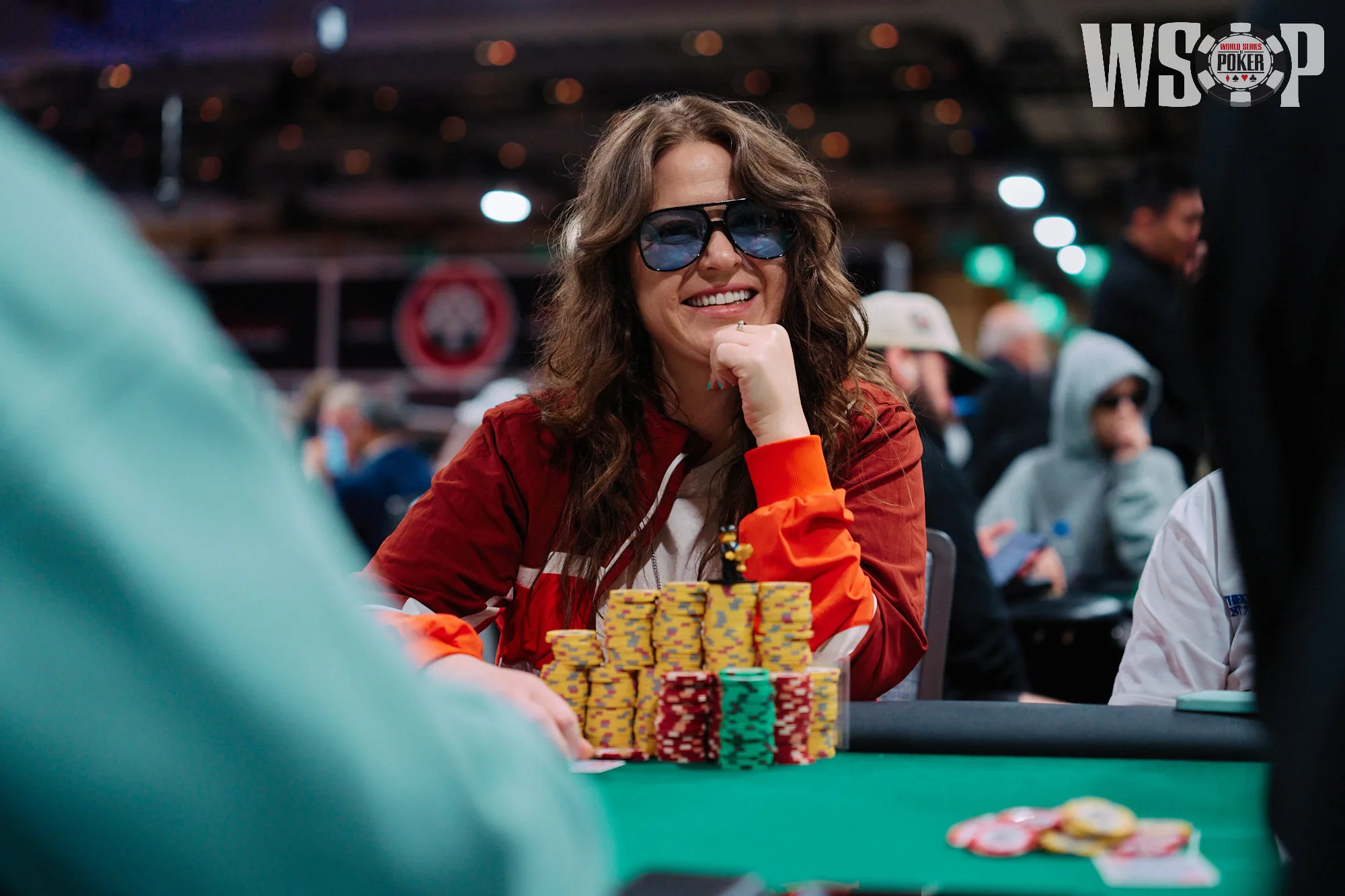 Caitlin Comeskey sonha com feito histórico no Main Event da WSOP