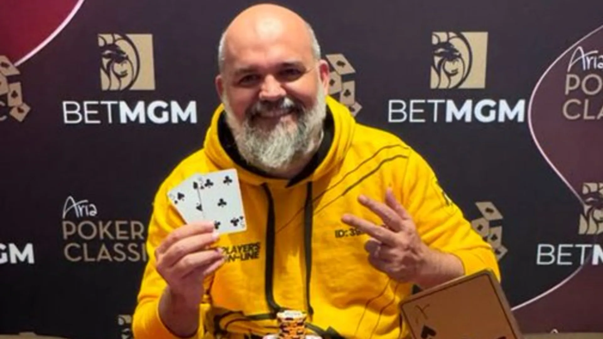 Igor de Oliveira é mais um brasileiro que faturou alto no Cassino Aria