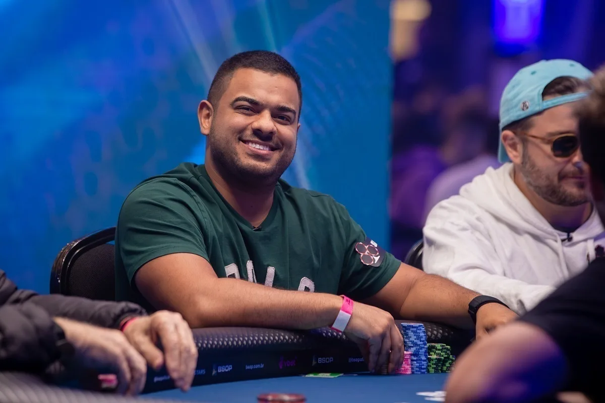 Gabriel Tavares forra US$ 102 mil com vice no Phil’s Thrill do ACR Poker
